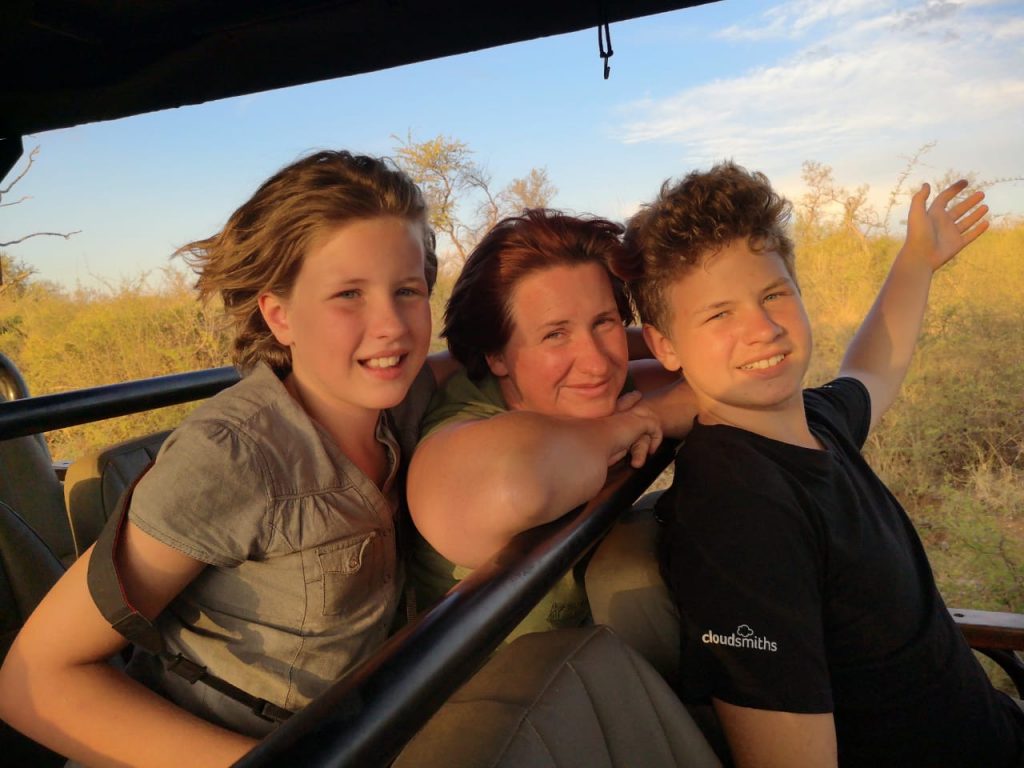 This image has an empty alt attribute; its file name is Liesl-and-kids-on-safari-1024x768.jpg